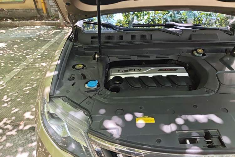 Used Geely Auto Emgrand X7 Sport 2016 1.8TD Automatic Smart Model Engine Bay Right