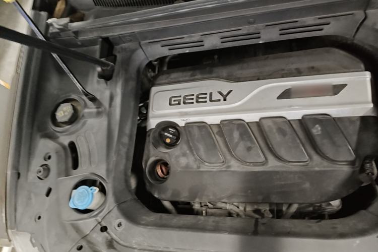 Used Geely Auto Emgrand X7 Sport 2016 1.8TD Automatic ZhiZun Version Engine Bay Right