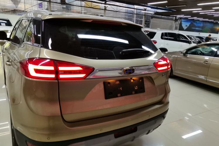 Used Geely Auto Emgrand X7 Sport 2016 1.8TD Automatic ZhiZun Version Exterior 4
