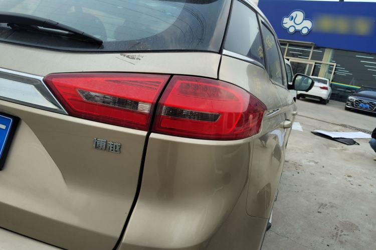 Used Geely Auto Emgrand X7 Sport 2016 1.8TD Automatic Smart Model Exterior 6