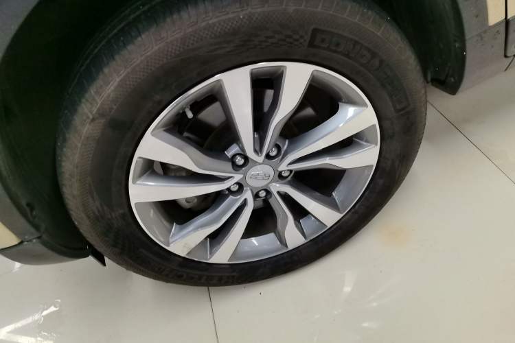 Used Geely Auto Emgrand X7 Sport 2016 1.8TD Automatic ZhiZun Version Exterior 7