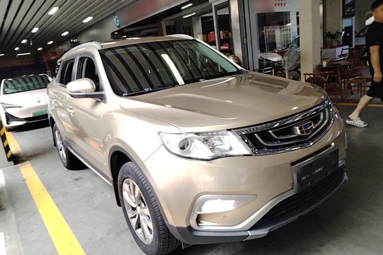 Used Geely Auto Emgrand X7 Sport 2016 1.8TD Automatic Smart Connectivity Version Front Right 45 Deg