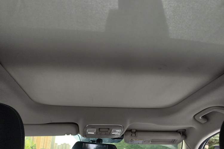 Used Geely Auto Emgrand X7 Sport 2016 2.0L Manual Smart Connect Version Headliner