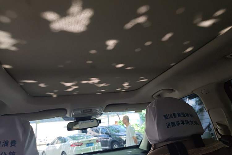 Used Geely Auto Emgrand X7 Sport 2016 1.8TD Automatic Smart Model Headliner