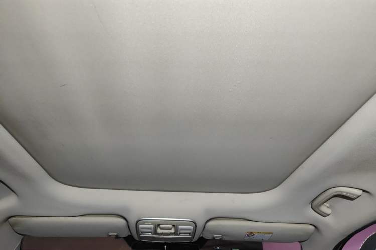 Used Geely Auto Emgrand X7 Sport 2016 1.8TD Automatic Smart Connectivity Version Headliner