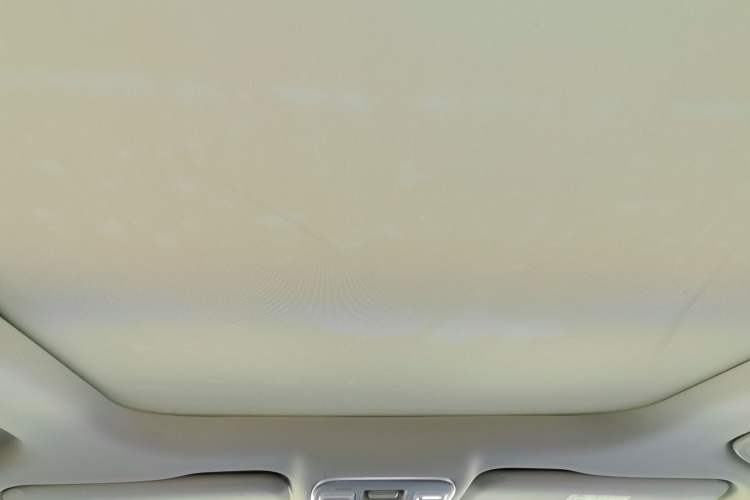 Used Geely Auto Emgrand X7 Sport 2016 1.8TD Automatic Smart Connectivity Version Headliner