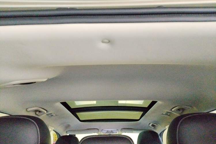 Used Geely Auto Emgrand X7 Sport 2016 1.8TD Automatic ZhiShang Model Headliner