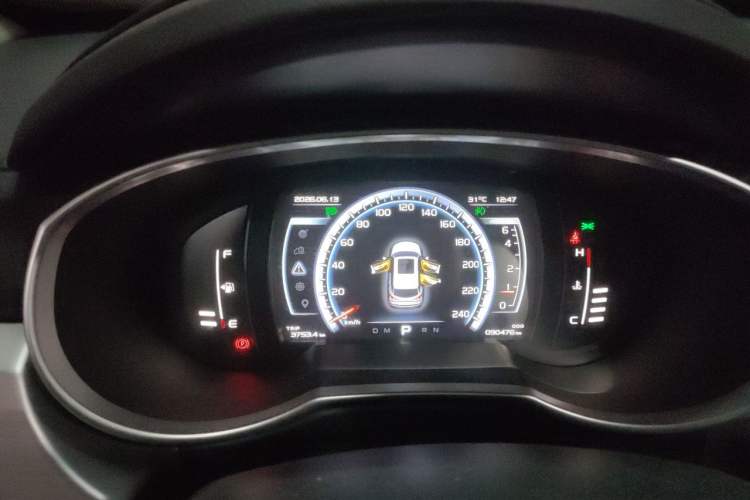 Used Geely Auto Emgrand X7 Sport 2016 1.8TD Automatic ZhiZun Version Instrument Cluster