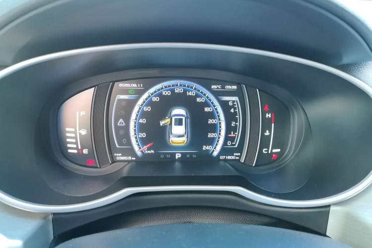 Used Geely Auto Emgrand X7 Sport 2016 1.8TD Automatic Smart Connectivity Version Instrument Cluster