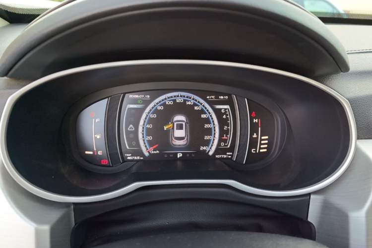 Used Geely Auto Emgrand X7 Sport 2016 1.8TD Automatic ZhiZun Version Instrument Cluster