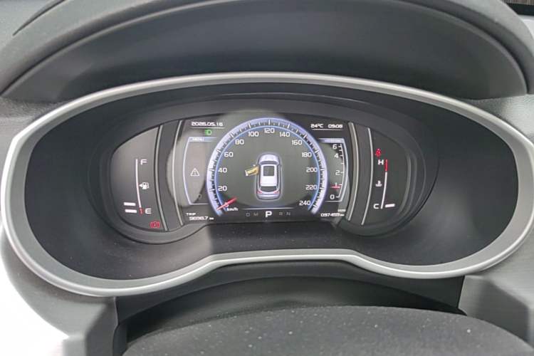 Used Geely Auto Emgrand X7 Sport 2016 1.8TD Automatic ZhiZun Version Instrument Cluster