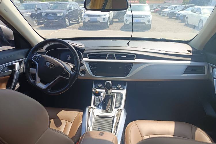 Used Geely Auto Emgrand X7 Sport 2016 1.8TD Automatic All-Wheel-Drive ZhiZun Edition Instrument Cluster