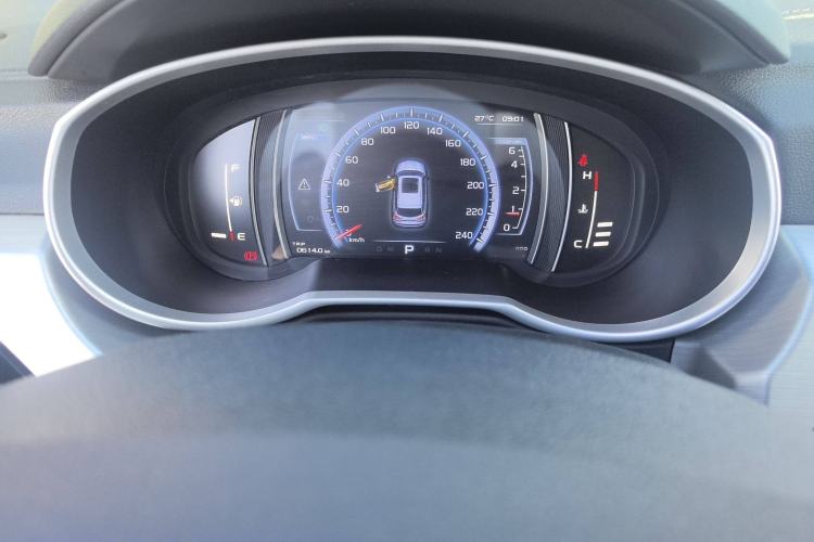 Used Geely Auto Emgrand X7 Sport 2016 1.8TD Automatic ZhiZun Version Instrument Cluster