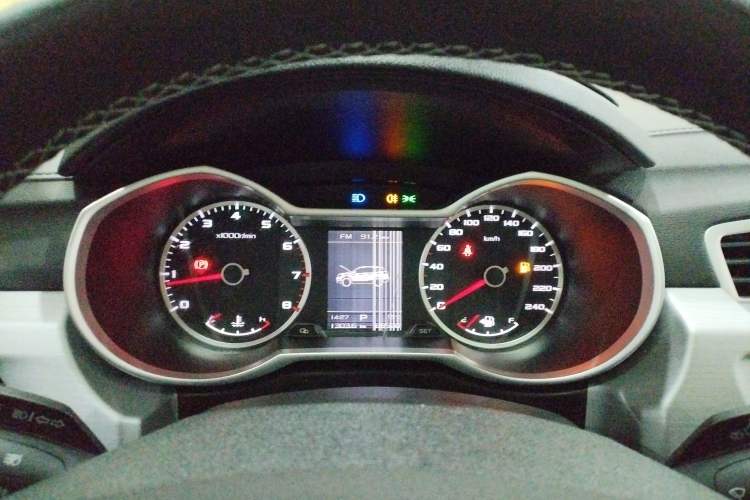 Used Geely Auto Emgrand X7 Sport 2016 1.8TD Automatic ZhiShang Model Instrument Cluster