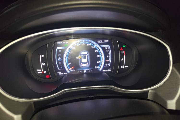Used Geely Auto Emgrand X7 Sport 2016 1.8TD Automatic Smart Connectivity Version Instrument Cluster
