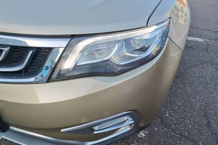 Used Geely Auto Emgrand X7 Sport 2016 1.8TD Automatic ZhiZun Version Left Front Headlight
