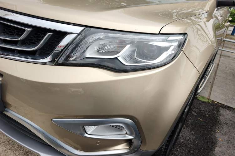 Used Geely Auto Emgrand X7 Sport 2016 1.8TD Automatic ZhiZun Version Left Front Headlight