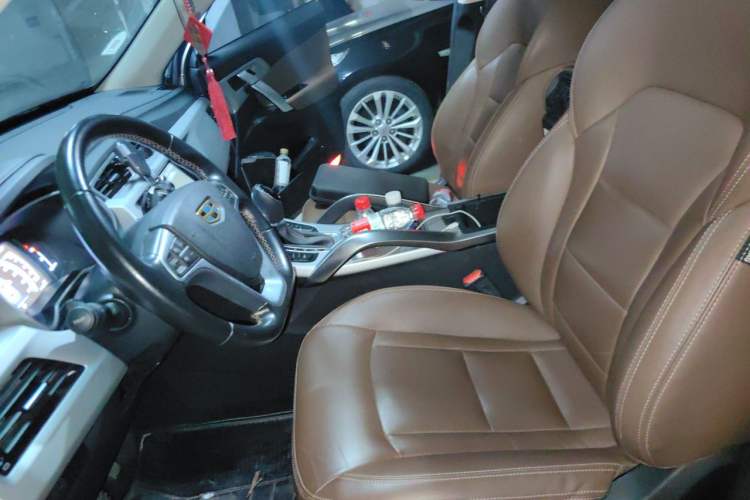 Used Geely Auto Emgrand X7 Sport 2016 1.8TD Automatic ZhiZun Version Left Front Seat
