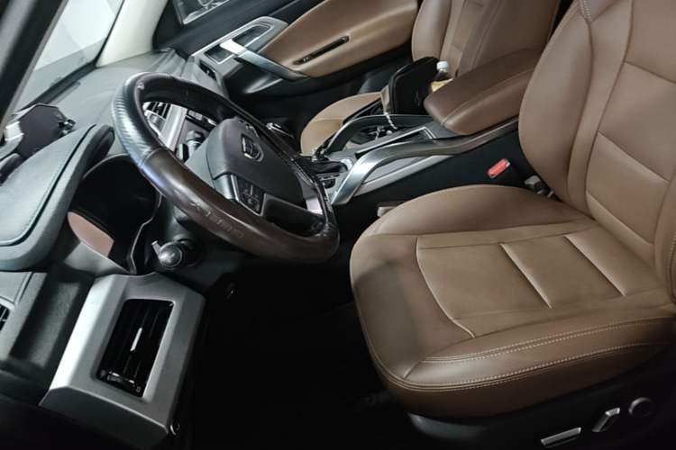 Used Geely Auto Emgrand X7 Sport 2016 1.8TD Automatic ZhiZun Version Left Front Seat