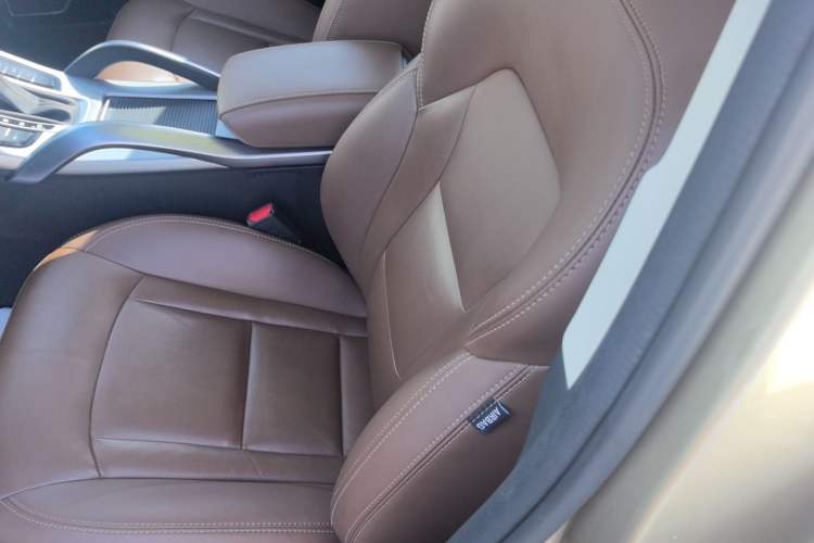 Used Geely Auto Emgrand X7 Sport 2016 1.8TD Automatic ZhiZun Version Left Front Seat