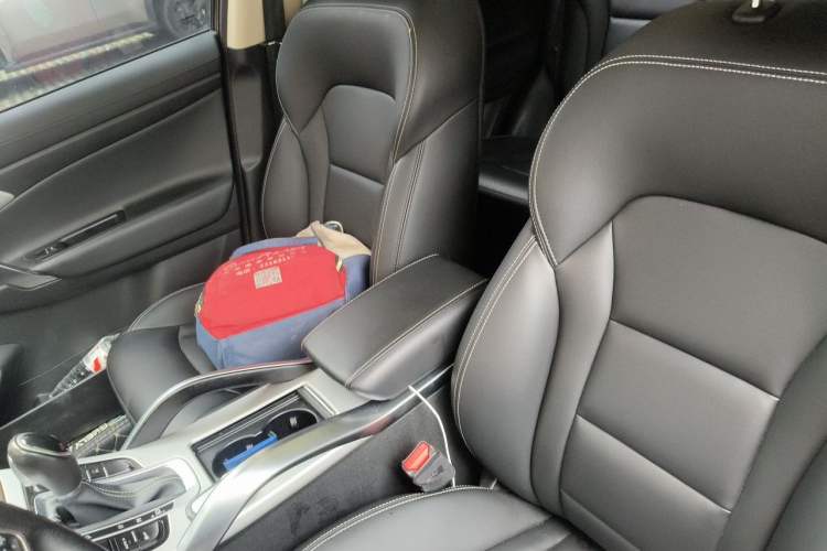 Used Geely Auto Emgrand X7 Sport 2016 1.8TD Automatic ZhiShang Model Left Front Seat