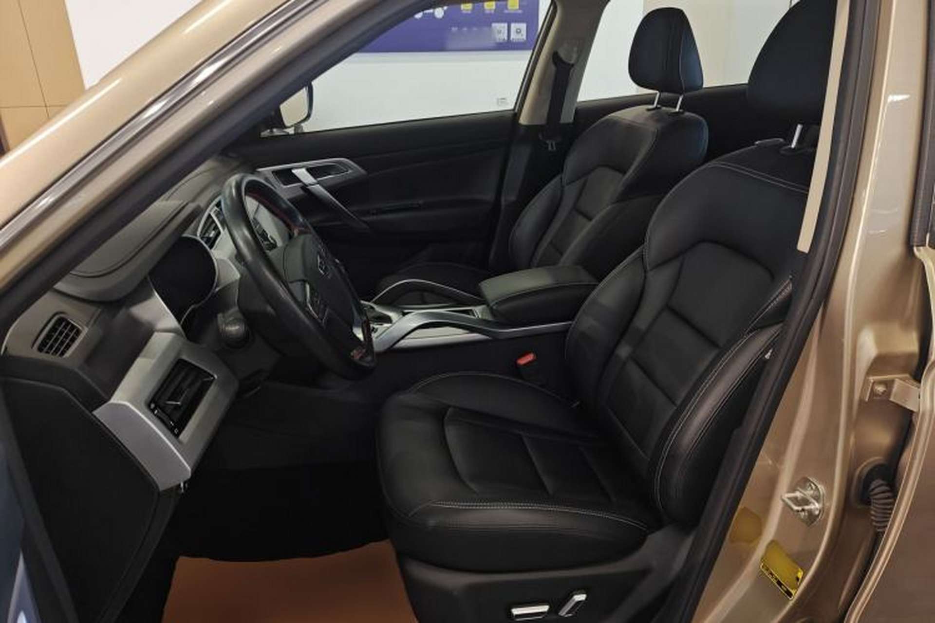 Used Geely Auto Emgrand X7 Sport 2016 1.8TD Automatic Smart Model Left Front Seat