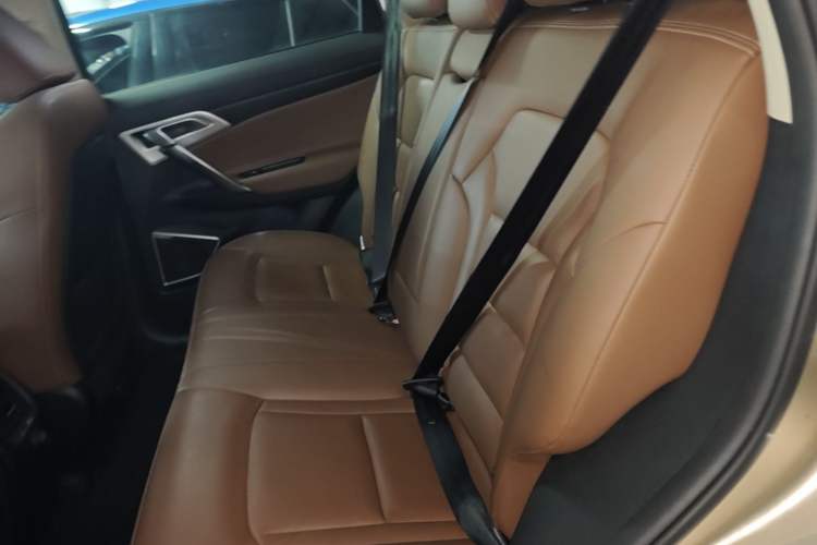 Used Geely Auto Emgrand X7 Sport 2016 1.8TD Automatic ZhiZun Version Left Rear Seat