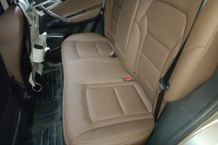 Used Geely Auto Emgrand X7 Sport 2016 1.8TD Automatic ZhiZun Version Left Rear Seat