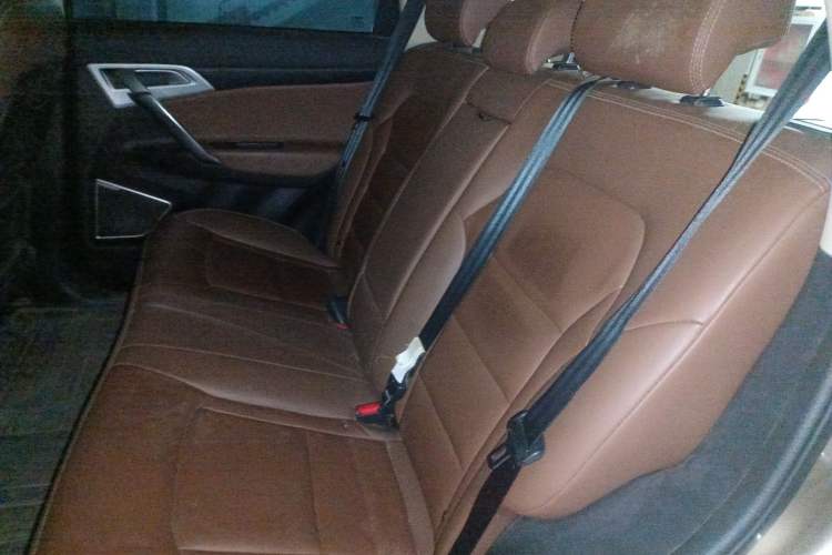 Used Geely Auto Emgrand X7 Sport 2016 1.8TD Automatic ZhiZun Version Left Rear Seat