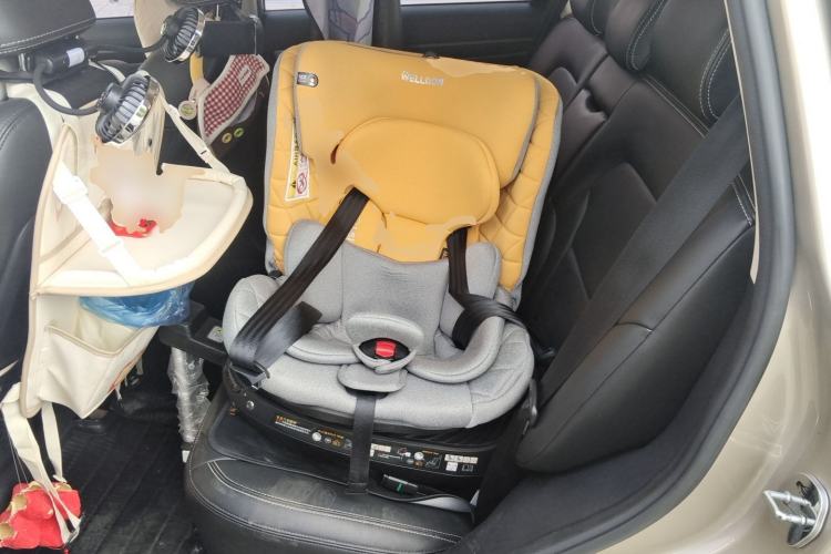 Used Geely Auto Emgrand X7 Sport 2016 1.8TD Automatic Smart Connectivity Version Left Rear Seat