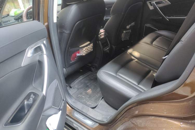 Used Geely Auto Emgrand X7 Sport 2016 1.8TD Automatic Smart Model Left Rear Seat