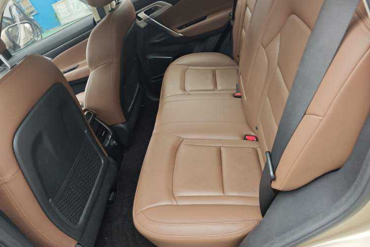 Used Geely Auto Emgrand X7 Sport 2016 1.8TD Automatic ZhiZun Version Left Rear Seat