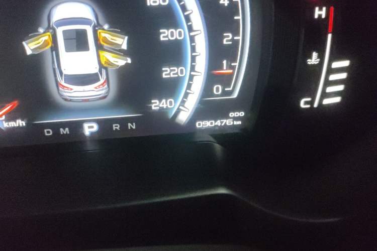 Used Geely Auto Emgrand X7 Sport 2016 1.8TD Automatic ZhiZun Version Odometer Close Up