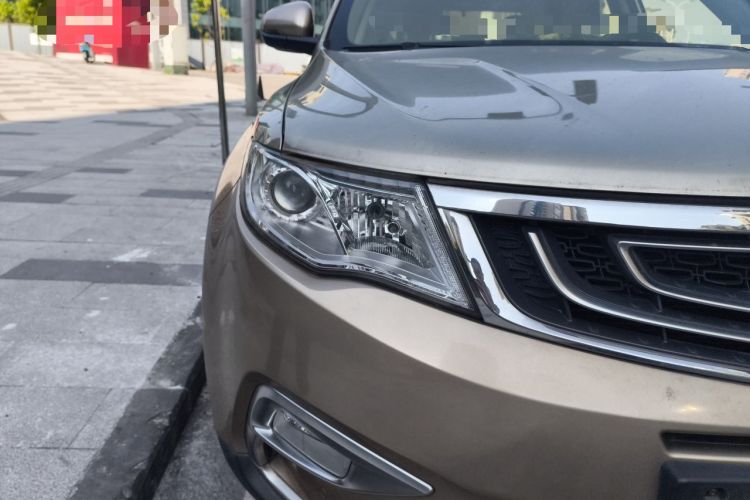 Used Geely Auto Emgrand X7 Sport 2016 2.0L Manual Smart Connect Version Right Front Headlight