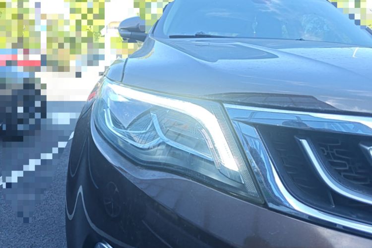 Used Geely Auto Emgrand X7 Sport 2016 1.8TD Automatic Smart Model Right Front Headlight