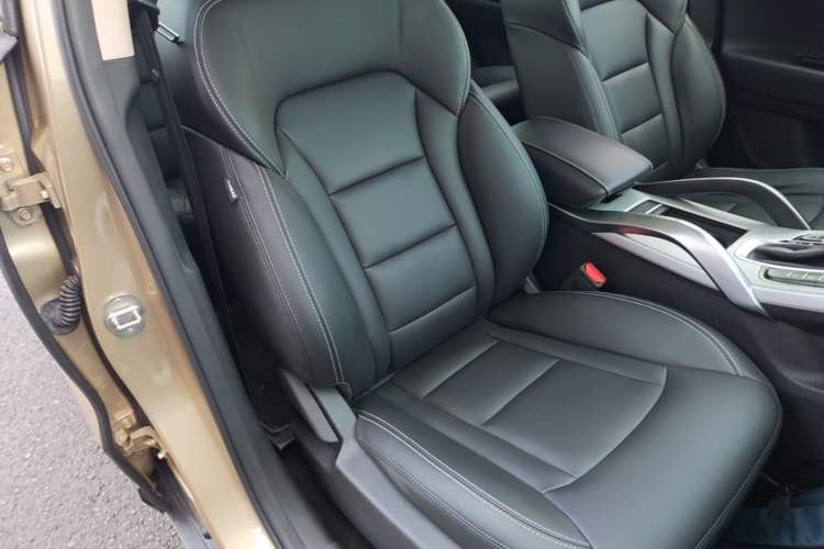 Used Geely Auto Emgrand X7 Sport 2016 1.8TD Automatic Smart Model Right Front Seat