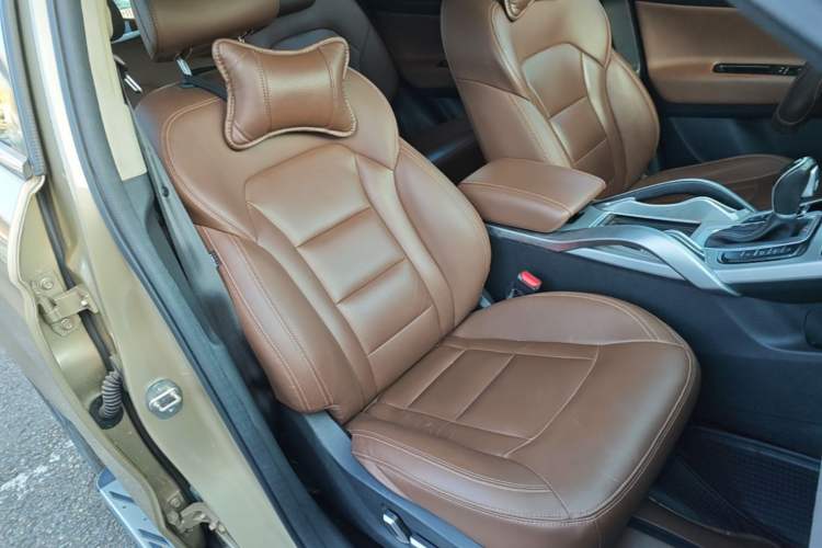 Used Geely Auto Emgrand X7 Sport 2016 1.8TD Automatic ZhiZun Version Right Front Seat