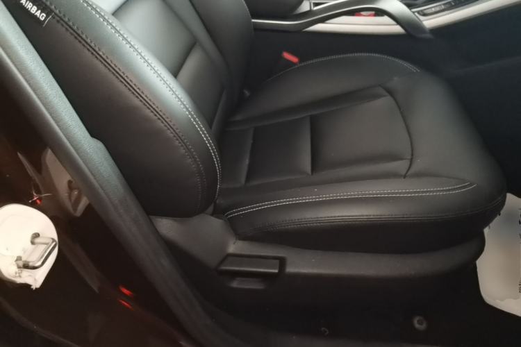 Used Geely Auto Emgrand X7 Sport 2016 1.8TD Automatic ZhiShang Model Right Front Seat