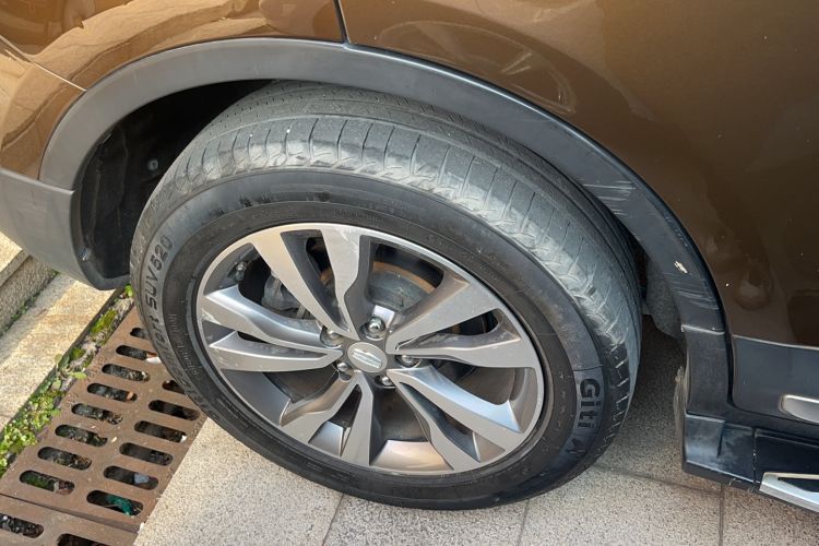 Used Geely Auto Emgrand X7 Sport 2016 1.8TD Automatic ZhiZun Version Right Rear Wheel Hub