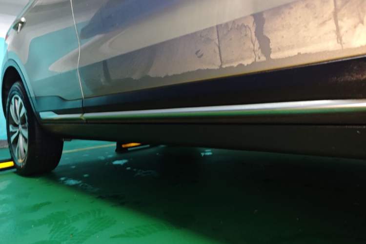 Used Geely Auto Emgrand X7 Sport 2016 1.8TD Automatic ZhiZun Version Right Side Sill