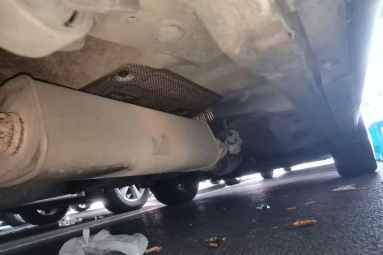 Used Geely Auto Emgrand X7 Sport 2016 1.8TD Automatic ZhiShang Model Right Side Sill