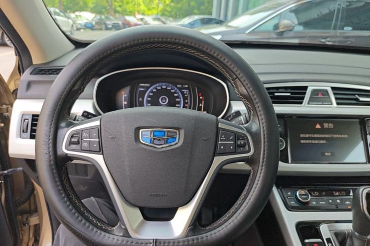Used Geely Auto Emgrand X7 Sport 2016 1.8TD Automatic Smart Model Steering Wheel