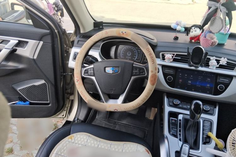 Used Geely Auto Emgrand X7 Sport 2016 1.8TD Automatic Smart Connectivity Version Steering Wheel