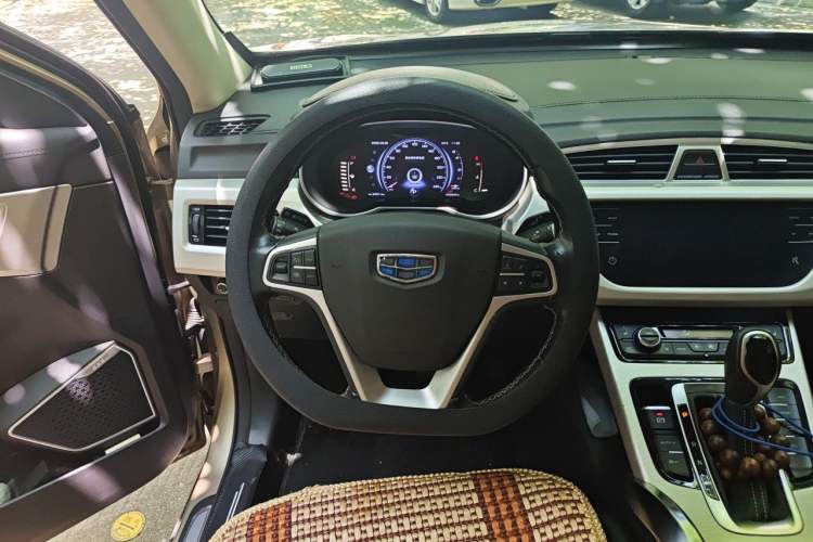 Used Geely Auto Emgrand X7 Sport 2016 1.8TD Automatic Smart Model Steering Wheel