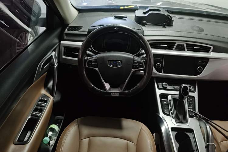 Used Geely Auto Emgrand X7 Sport 2016 1.8TD Automatic ZhiZun Version Steering Wheel