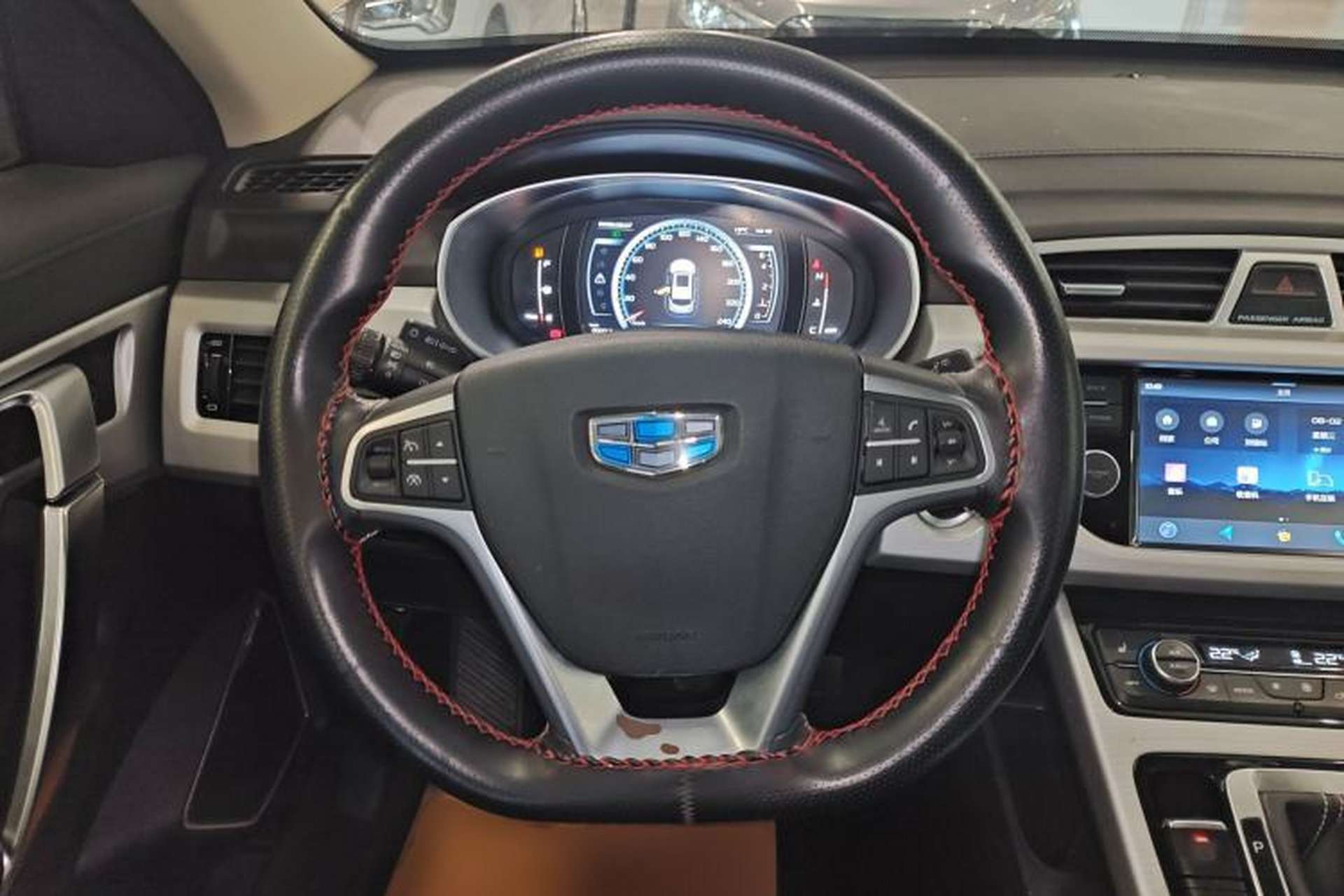 Used Geely Auto Emgrand X7 Sport 2016 1.8TD Automatic Smart Model Steering Wheel