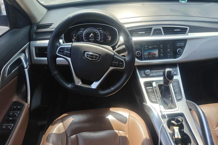 Used Geely Auto Emgrand X7 Sport 2016 1.8TD Automatic All-Wheel-Drive ZhiZun Edition Steering Wheel