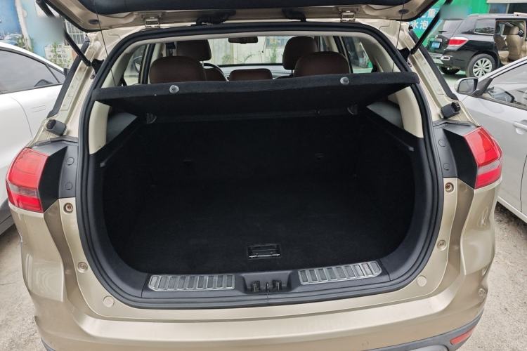 Used Geely Auto Emgrand X7 Sport 2016 1.8TD Automatic ZhiZun Version Trunk