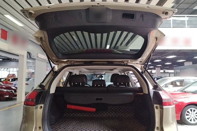 Used Geely Auto Emgrand X7 Sport 2016 1.8TD Automatic Smart Connectivity Version Trunk