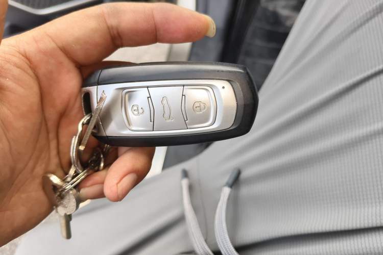 Used Geely Auto Emgrand X7 Sport 2016 1.8TD Automatic Smart Model Vehicle Key